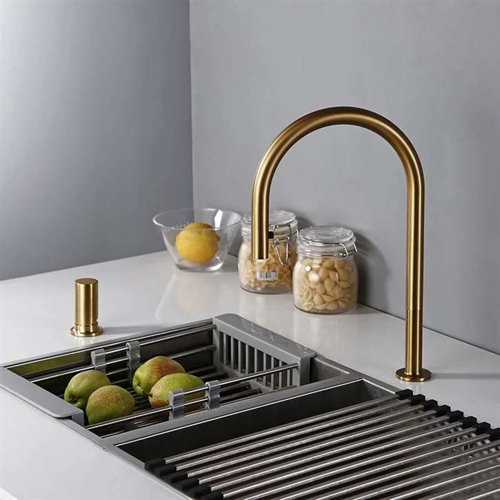 Kitchen Sink Faucet with Pull Out Sprayer