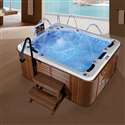 Verona Family Outdoor Acrylic Bathtub with LCD TV